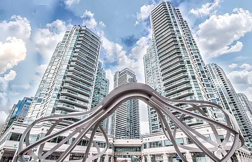 10 Yonge St #507 Photo 1