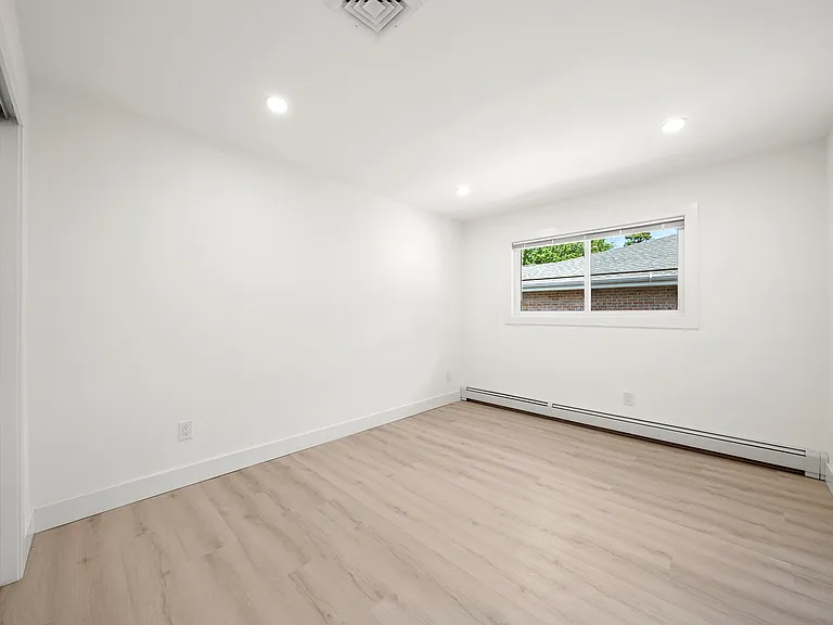 432 Oak St #2 — Photo 10