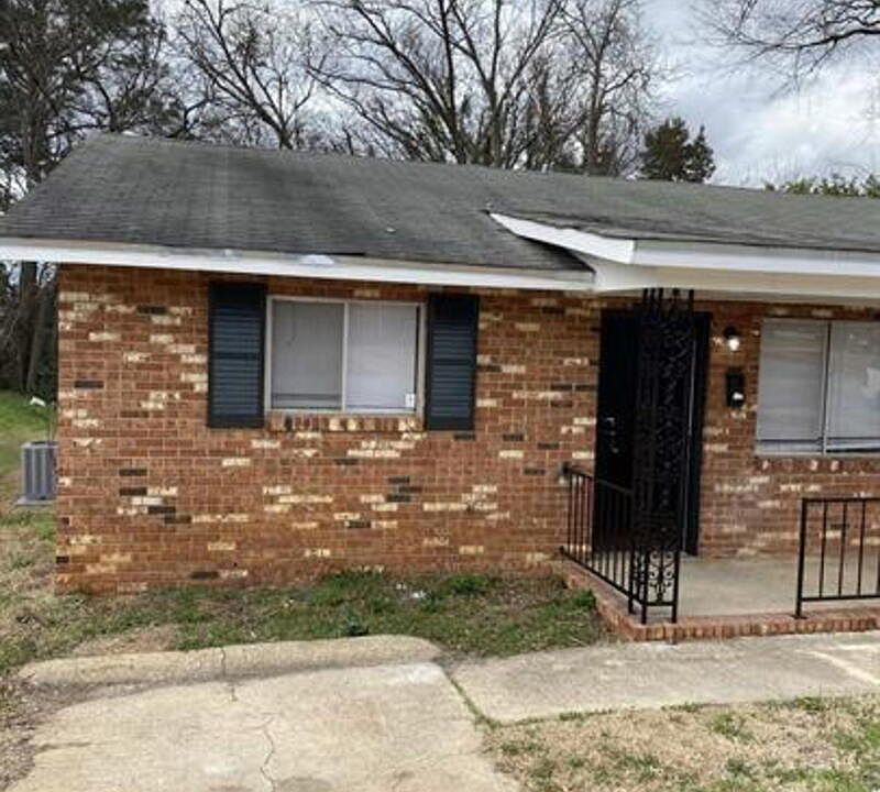 1st image of 719 Palmetto Ave #A