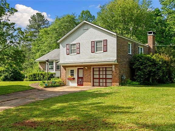 2nd image of 768 Burwell Rd