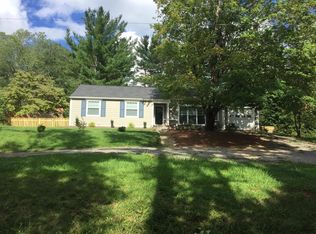 9 Pinedale Rd, Asheville, NC 28805