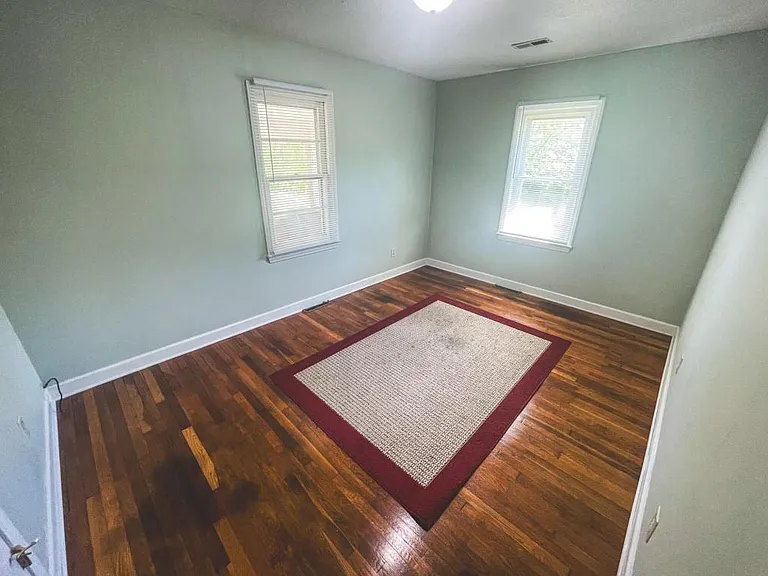 700 W Cedar St — Photo 13
