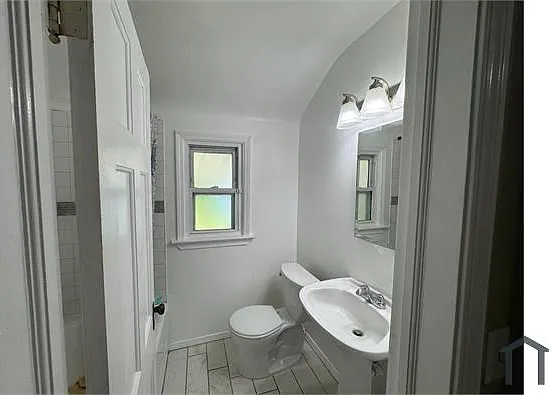 9518 Plymouth Ave — Photo 11