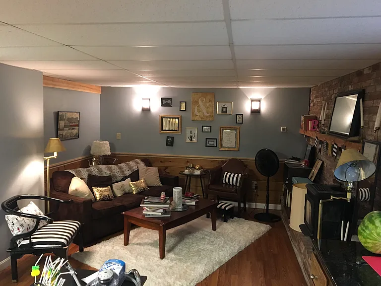 15 Ridgewood Dr — Photo 1