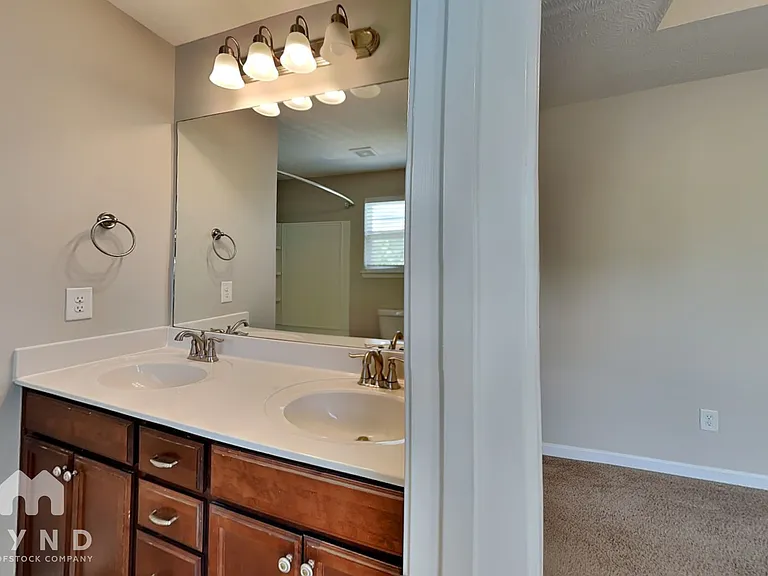 302 Negri Ct #1 — Photo 10