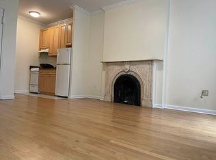 60 W 56th St #B4, New York, NY 10019