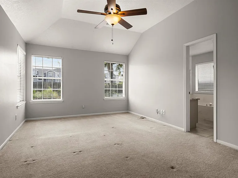 11307 Travelers Way Cir — Photo 17