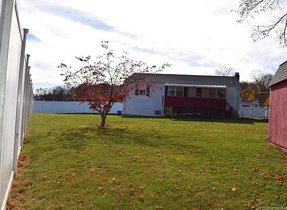 2nd image of 5 School St