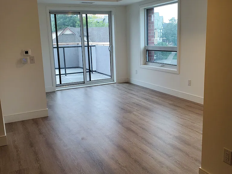 1 Wellington St #219 — Photo 4