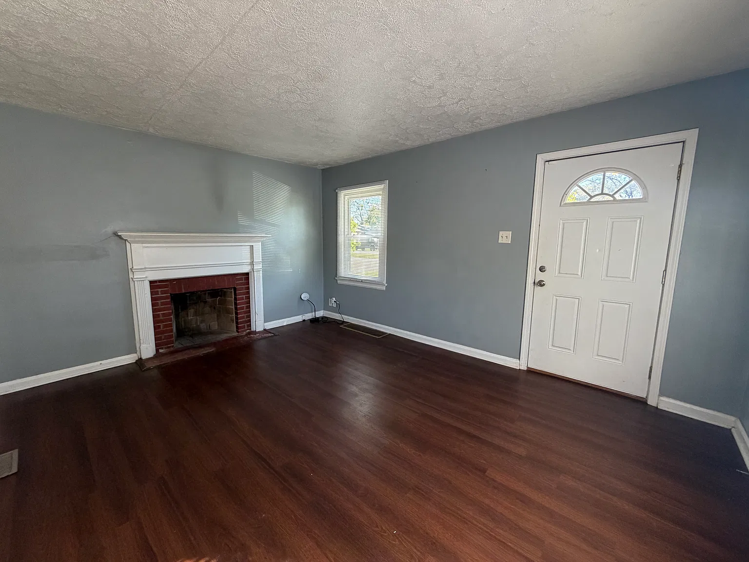 2 bed, 840 sqft, $1,150 — Photo 4