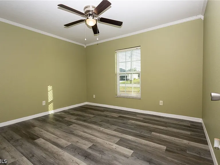 25324 Lychee Ct — Photo 8
