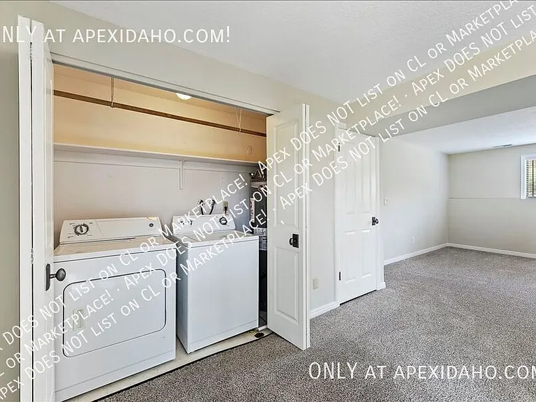 801 N Haines St — Photo 29