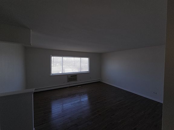 2nd image of 1326 Bataan Dr APT 2E