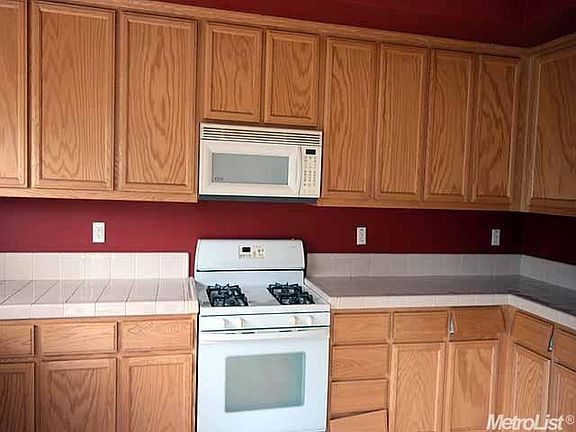 3rd image of 5445 Etherington Ct