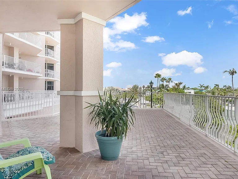 1460 S Ocean Blvd #304 — Photo 30