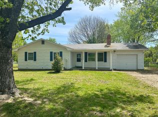 3792 Highway C, Leslie, MO 63056