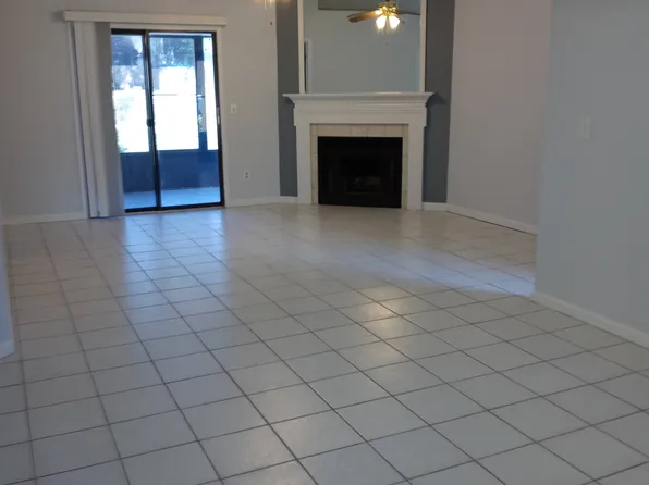 85 Debarry Ave, Orange Park, FL 32073