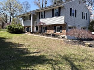 129 Robbinsville Edinburg Rd, Trenton, NJ 08691
