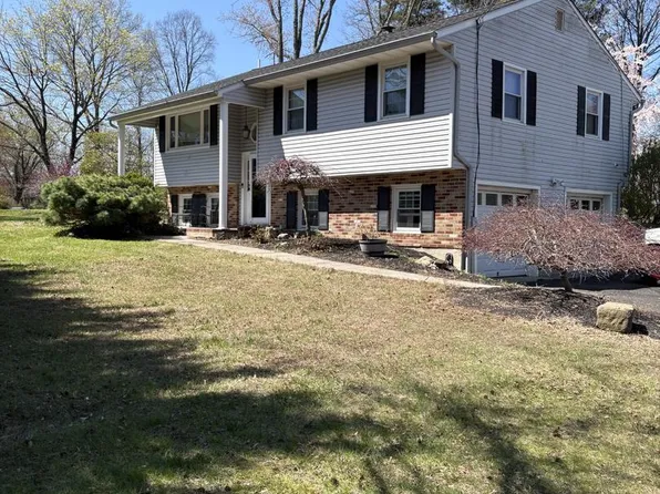 129 Robbinsville Edinburg Rd, Trenton, NJ 08691
