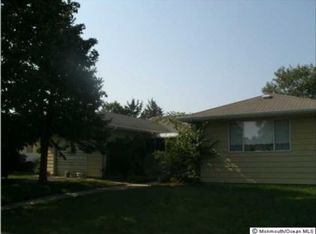67 Bonaire Dr, Toms River, NJ 08757