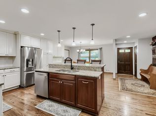10439 Thrush St NW, Coon Rapids, MN 55433