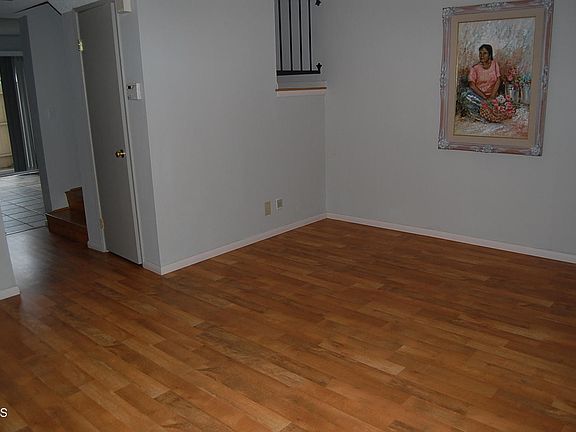 2nd image of 303 Sharon Ln