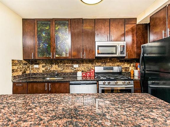 2nd image of 825 Morrison Ave APT 15E