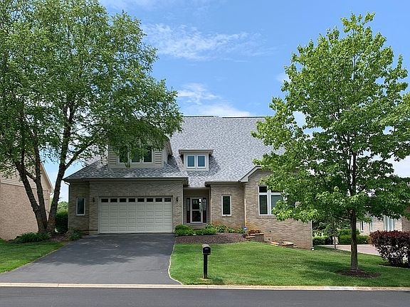 4th image of 57 Brittany Dr