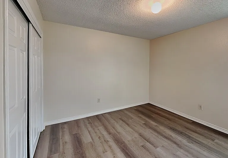 3405 Republic Dr — Photo 13