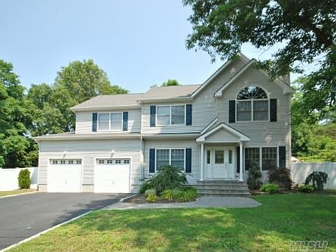 1st image of 25 Schmeelk Pl
