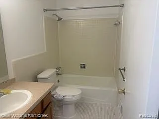 433 Fox Hills Dr S #5 — Photo 15
