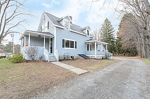 4th image of 35 Fisher St