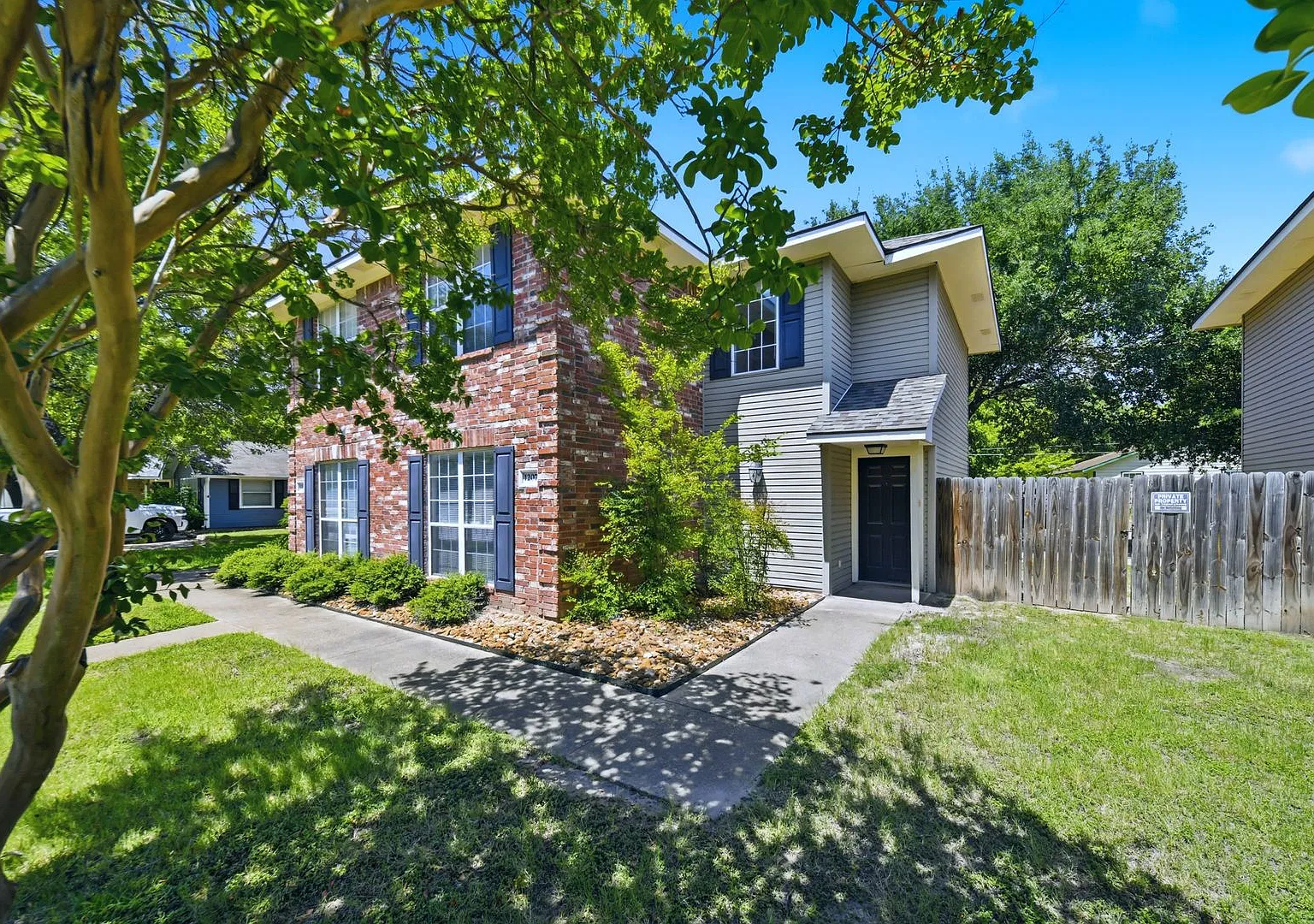1217 Oney Hervey Drive — Photo 2