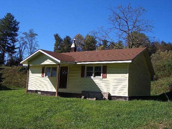 3rd image of 20 Staunton Dr