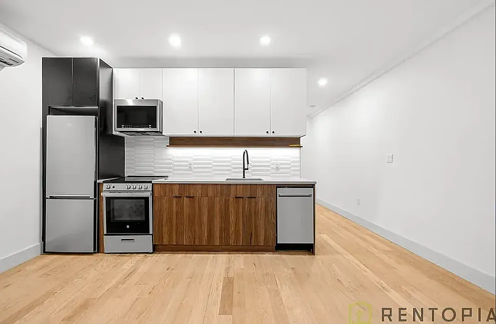 319 Lenox Road — Photo 1