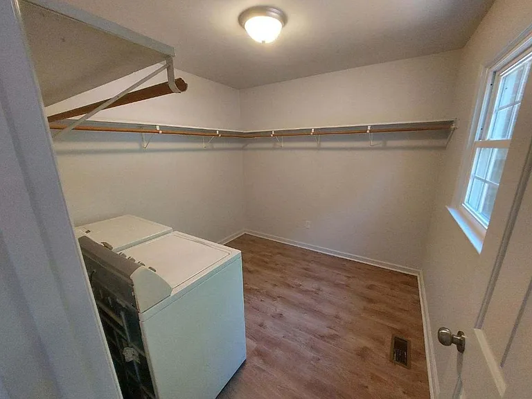 3816 Plantation Rd NE — Photo 10