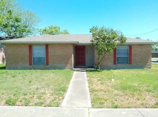 4002 Hurlwood Cir, Corpus Christi, TX 78410