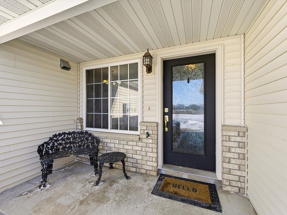 1st image of 943 Serenity Cir