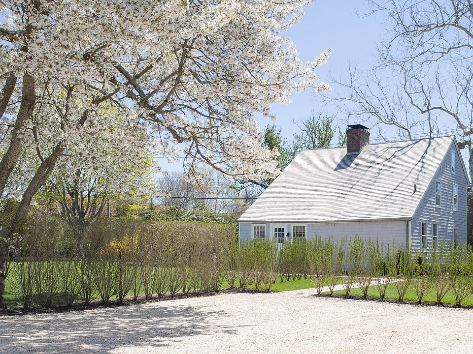 35 Sagg Rd, Sagaponack, NY 11962 | Zillow