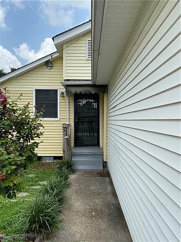 1st image of 504 N Turnbull Dr