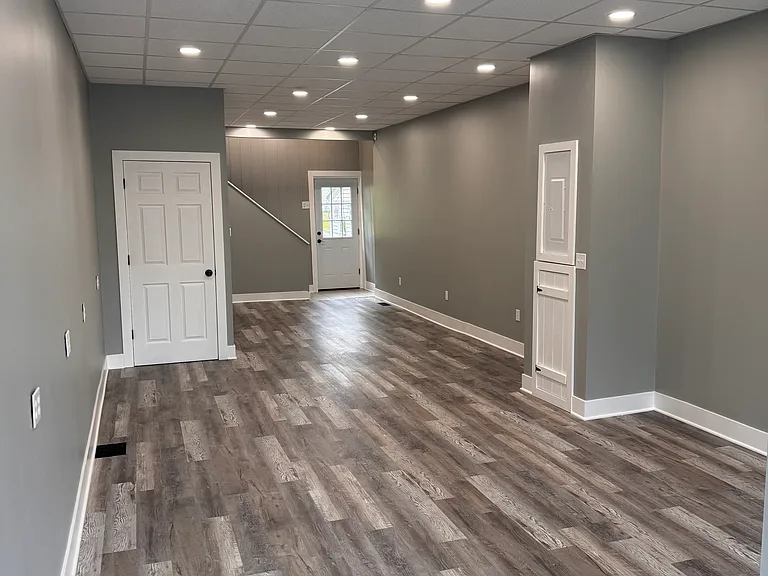 350 W Main St — Photo 2