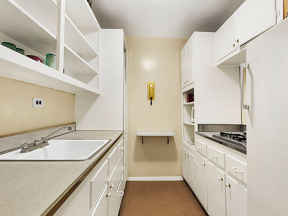 4th image of 1199 Park Ave #1C