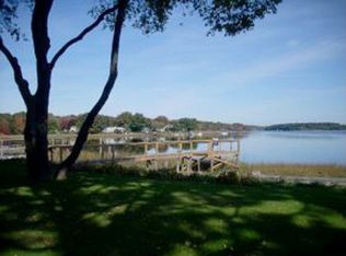 25 Wentworth Ter, Dover, NH 03820