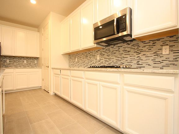 5th image of 10920 W Keuka Dr