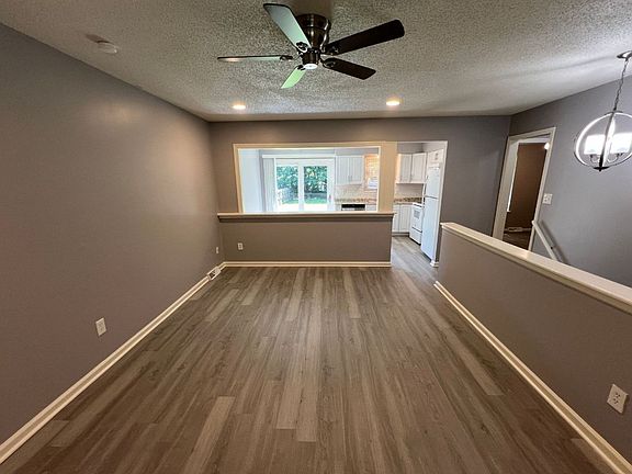 3rd image of 341 N Kendall Dr #64056