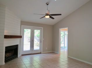 1124 Honeysuckle Ct, Mount Pleasant, SC 29464