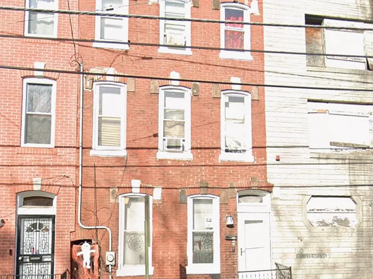 311 Calhoun St — Photo 1