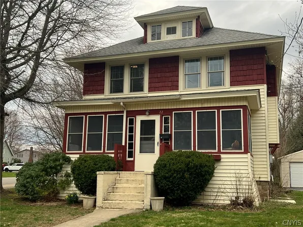 22 Lincoln Ave, Pulaski, NY 13142