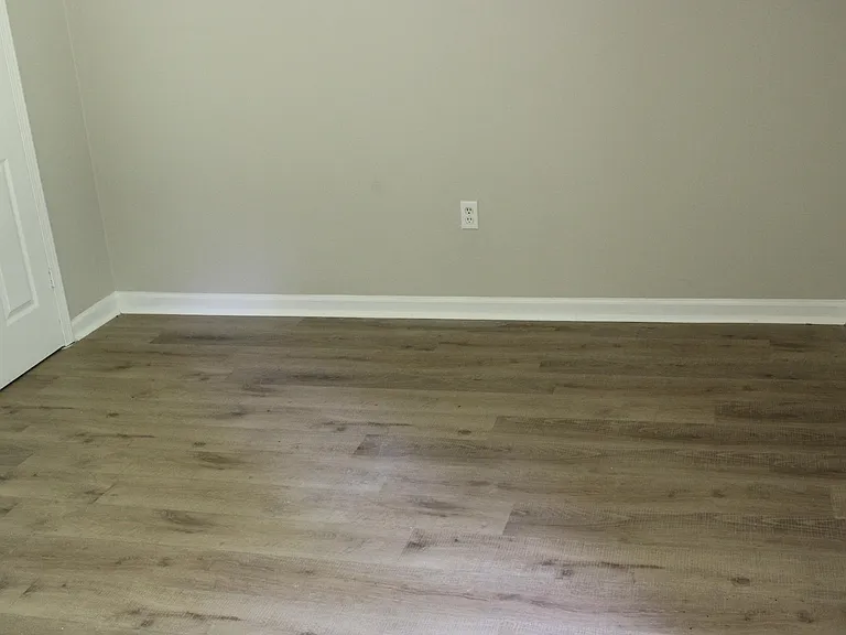 5116 Chantilly Dr — Photo 6
