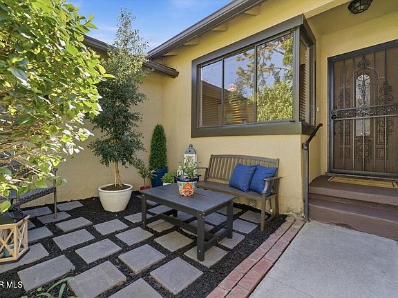 3rd image of 15944 Gledhill St
